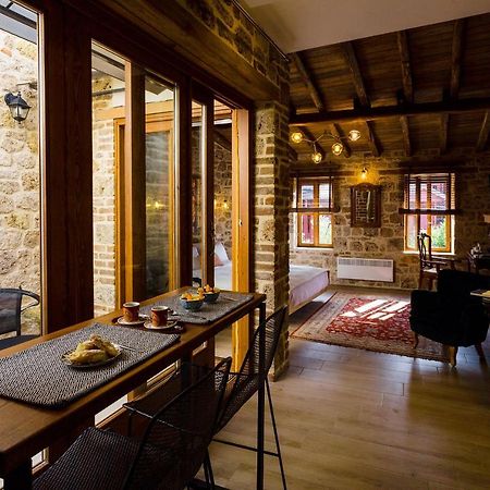 Blossom Rooms & Suite Veria  Buitenkant foto