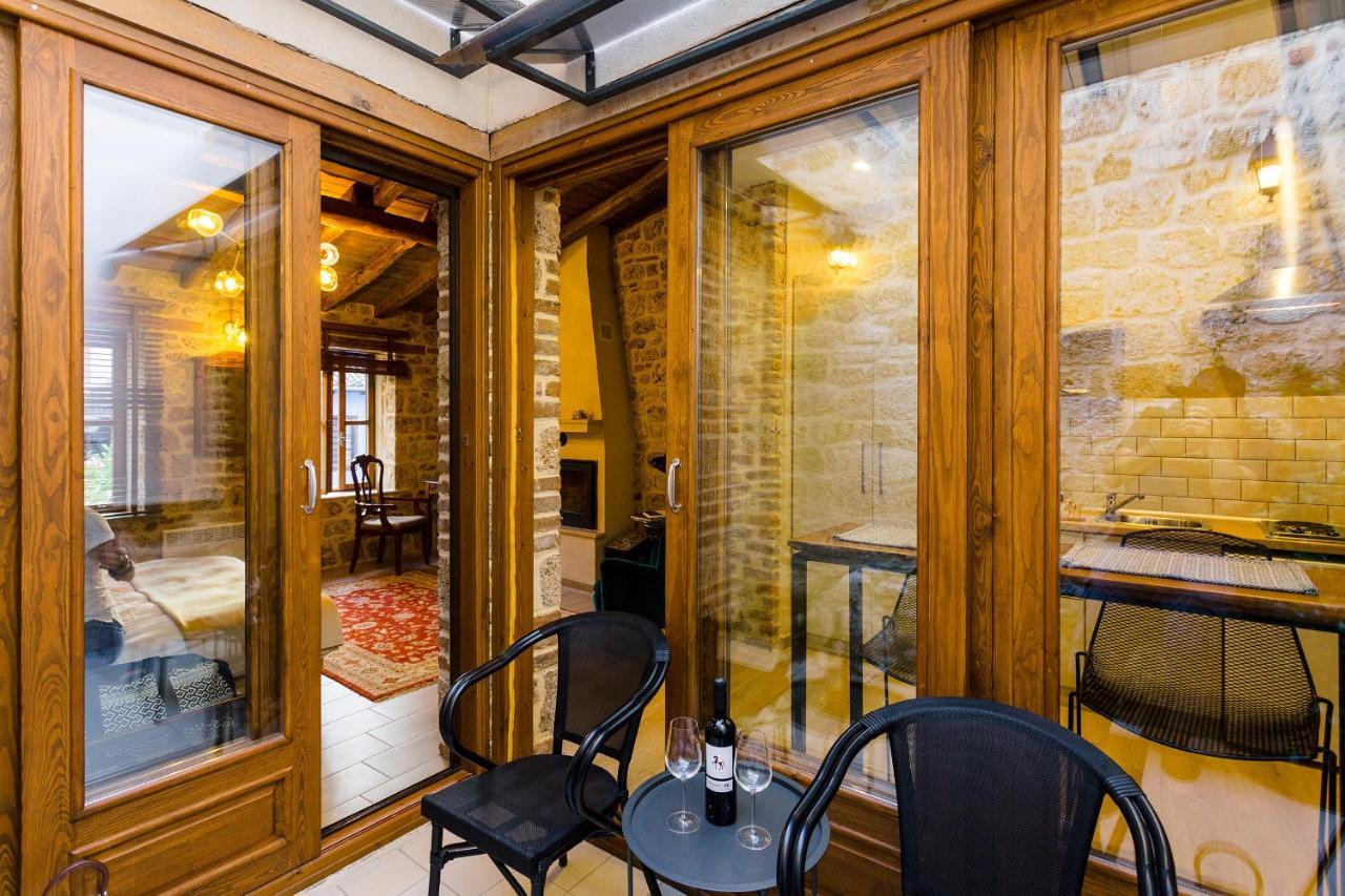 Blossom Rooms & Suite Veria  Buitenkant foto