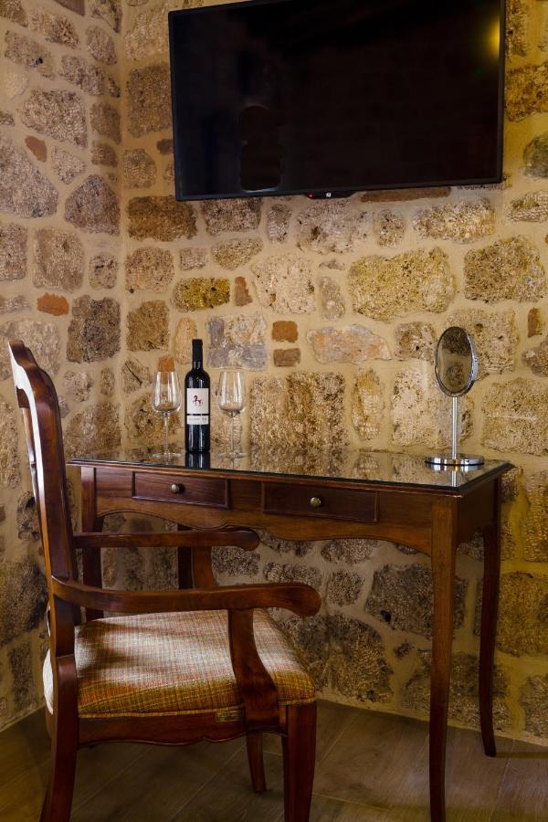 Blossom Rooms & Suite Veria  Buitenkant foto