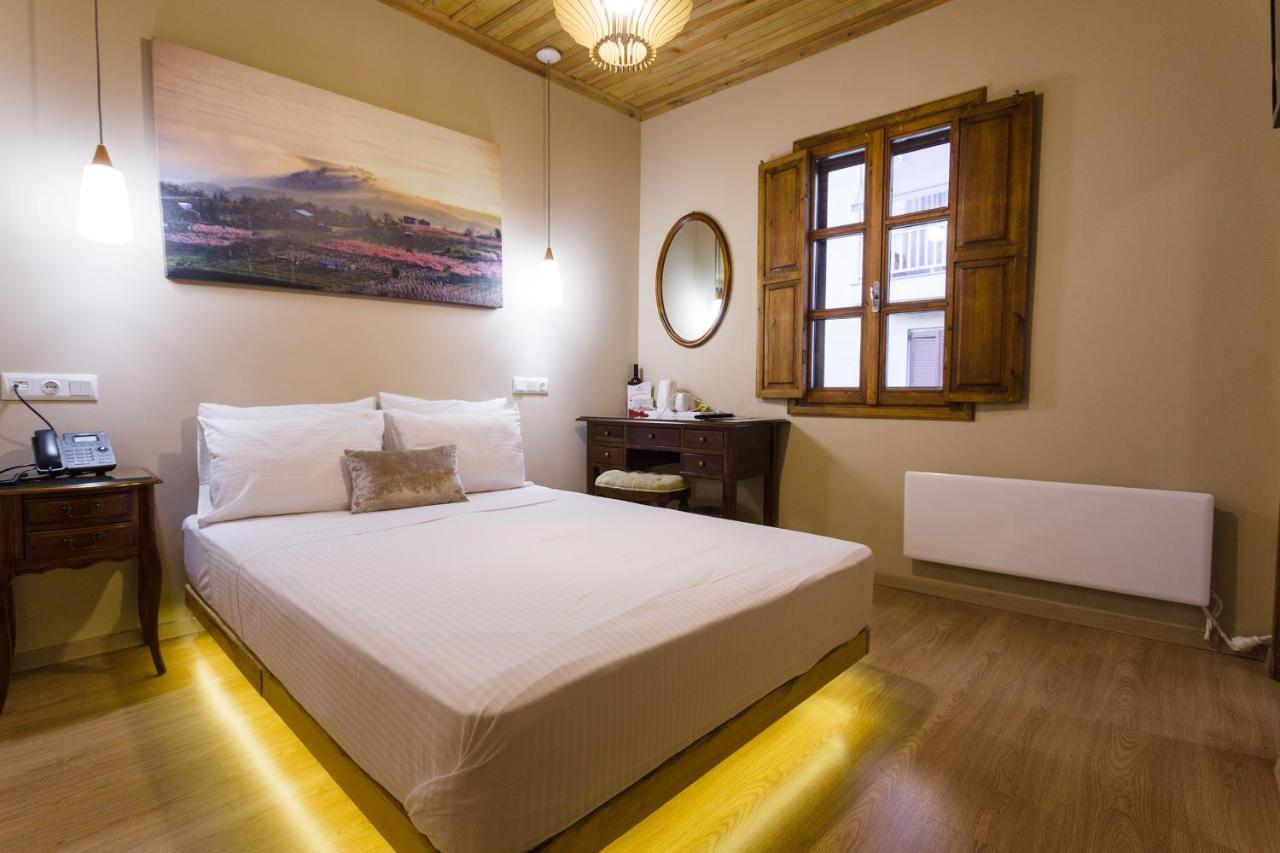 Blossom Rooms & Suite Veria  Buitenkant foto