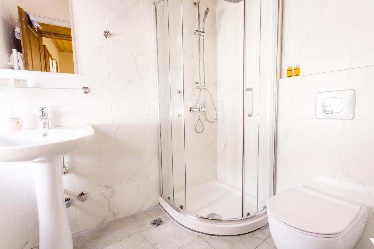 Blossom Rooms & Suite Veria  Buitenkant foto