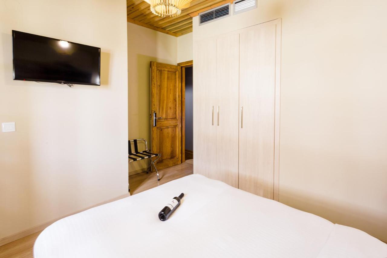 Blossom Rooms & Suite Veria  Buitenkant foto