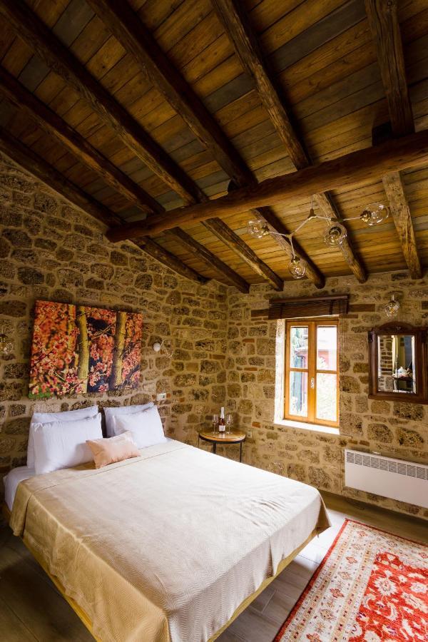 Blossom Rooms & Suite Veria  Buitenkant foto